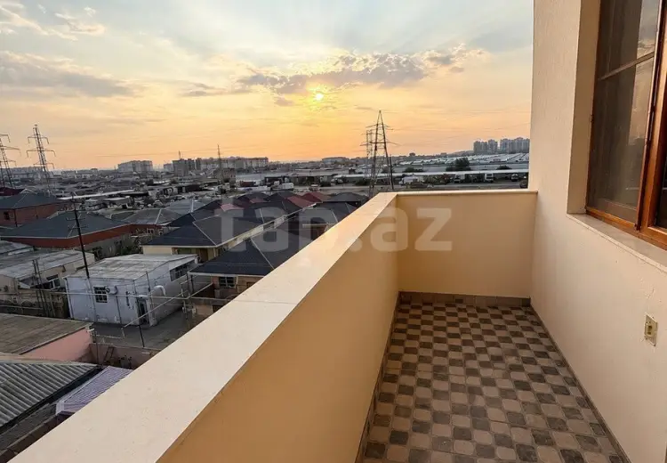 3 otaqlı mənzil , Bakı