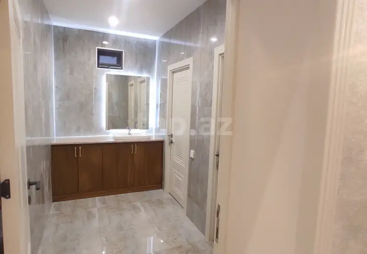 5 otaqlı mənzil , Bakı