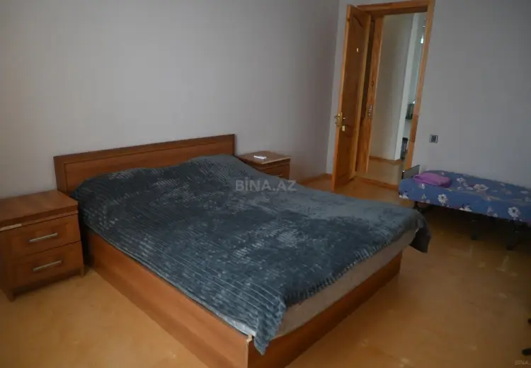 378 m² Obyekt / Ofis Satılır, Quba