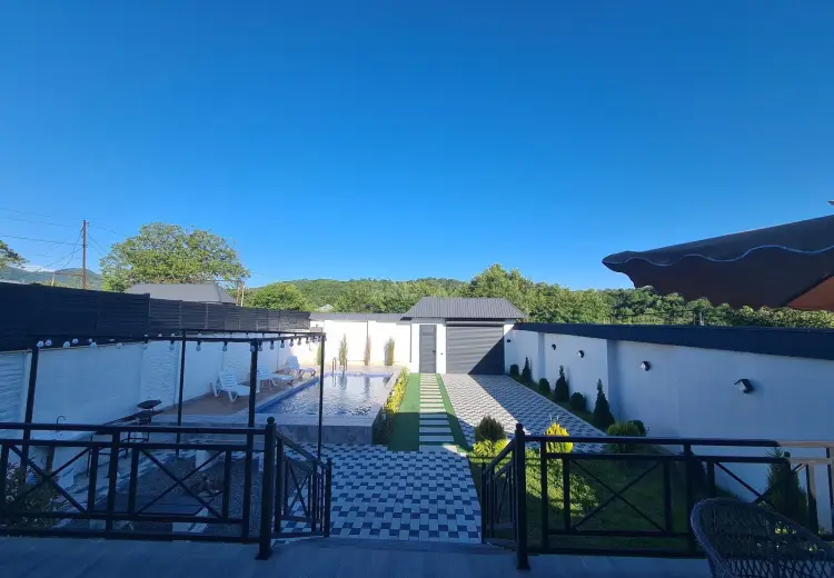 3 otaqlı mənzil Satılır, Qəbələ