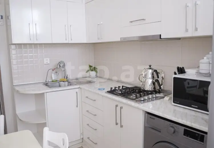 2 otaqlı mənzil , Bakı
