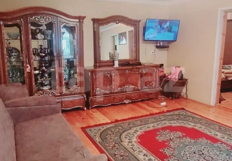 5 otaqlı mənzil , Səbail, Bakı