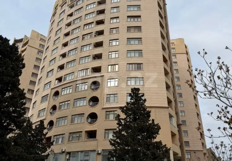 3 otaqlı mənzil , Bakı