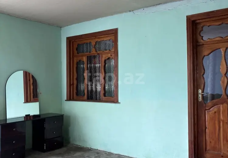 8 otaqlı mənzil , Şəmkir