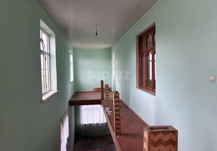 8 otaqlı mənzil , Şəmkir