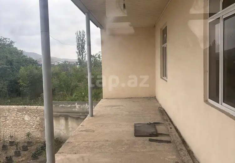 8 otaqlı mənzil , Şəmkir