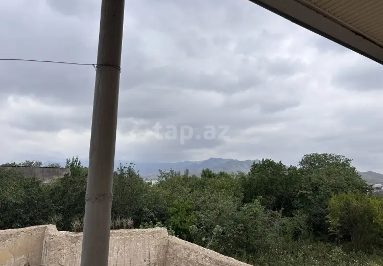 8 otaqlı mənzil , Şəmkir