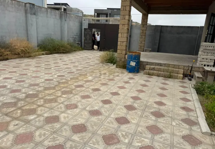 4 otaqlı mənzil , Bakı