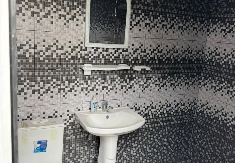 4 otaqlı mənzil , Bakı