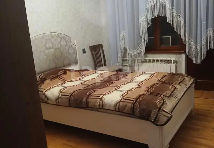 4 otaqlı mənzil , Bakı
