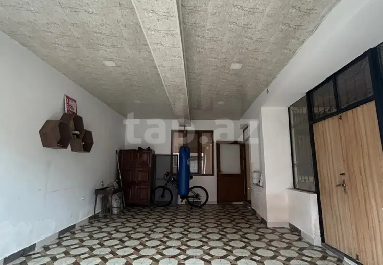 7 otaqlı mənzil , Qusar