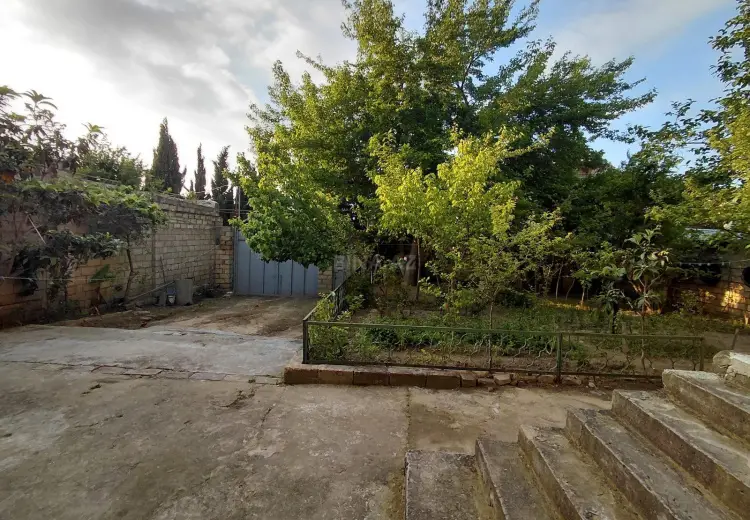9 otaqlı mənzil Satılır, 8-ci kilometr, Nizami, Bakı