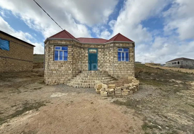 4 otaqlı mənzil , Bakı