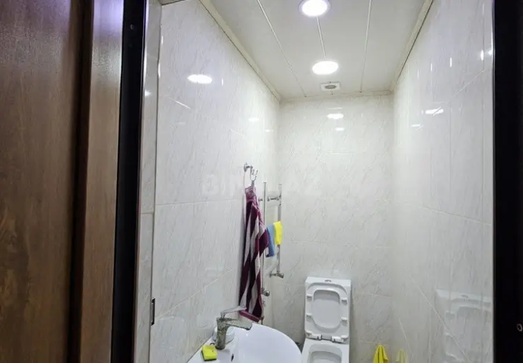 250 m² Obyekt / Ofis Satılır, Xətai, Bakı