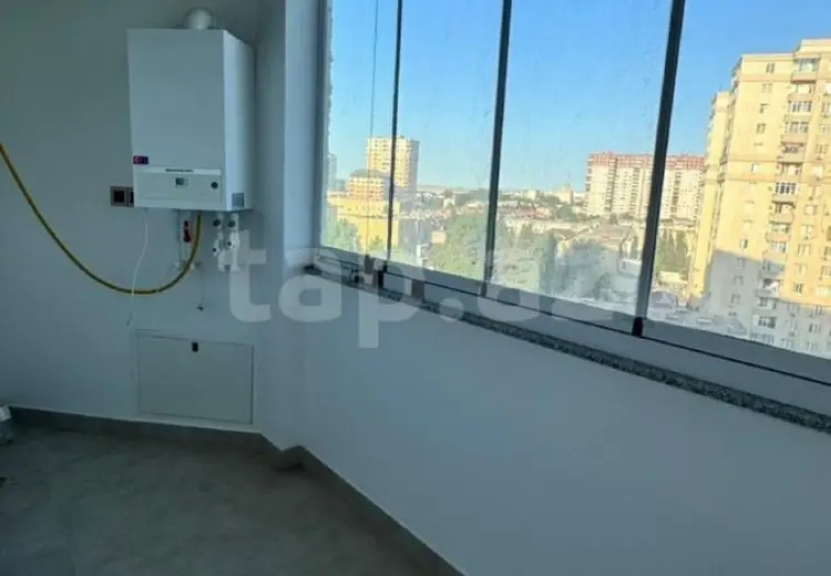 4 otaqlı mənzil , Bakı