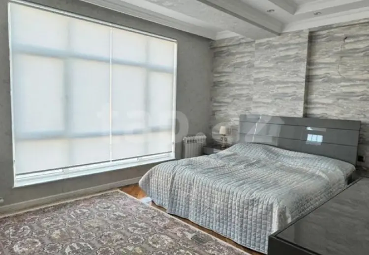 4 otaqlı mənzil , Bakı