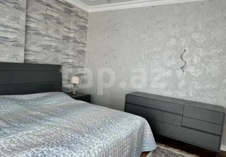 4 otaqlı mənzil , Bakı