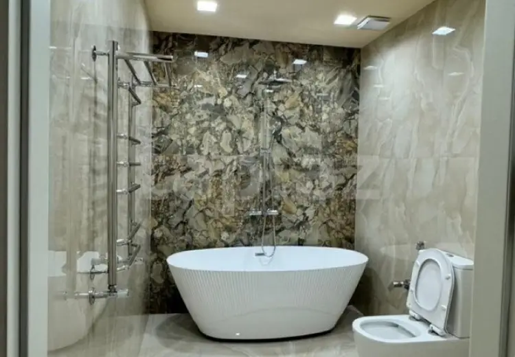 4 otaqlı mənzil , Bakı
