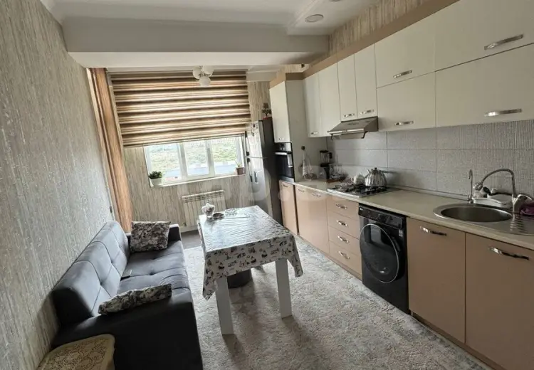 4 otaqlı mənzil , Xırdalan