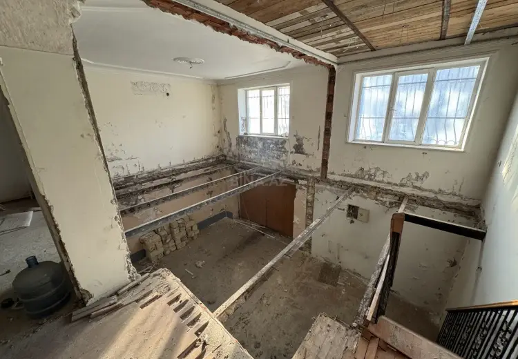 135 m² Obyekt / Ofis Satılır, Yasamal, Bakı