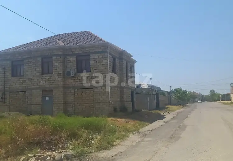 4 otaqlı mənzil , Yevlax