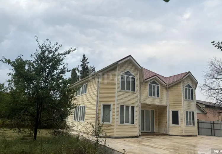 5 otaqlı mənzil , Qusar