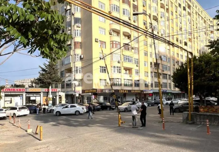 200 m² Obyekt / Ofis Satılır, 3-cü mikrorayon, Bakı