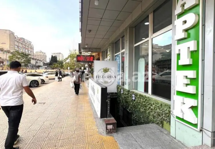 200 m² Obyekt / Ofis Satılır, 3-cü mikrorayon, Bakı