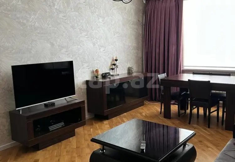 3 otaqlı mənzil , Bakı