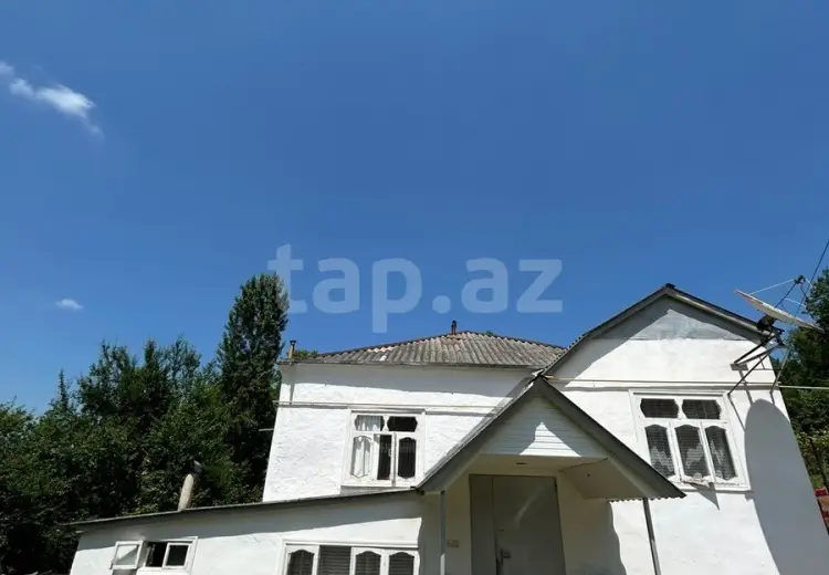 4 otaqlı mənzil , Qusar