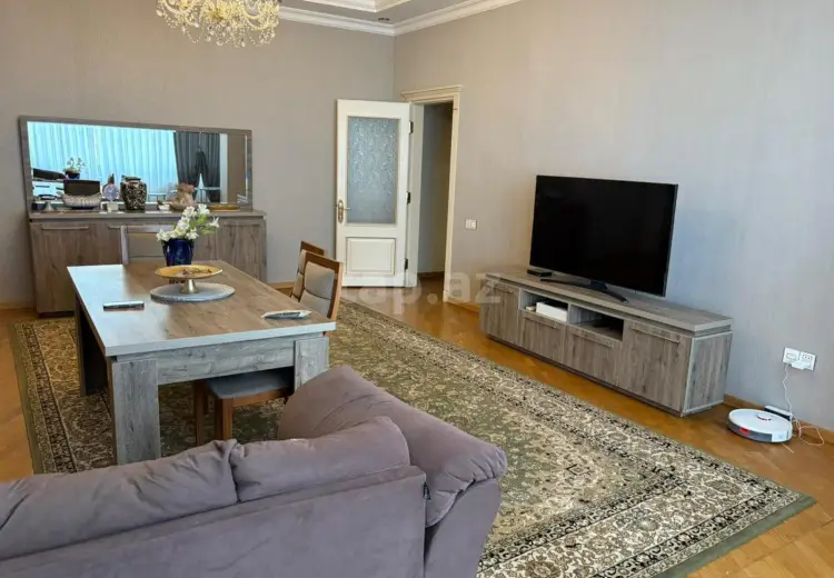 3 otaqlı mənzil , Bakı