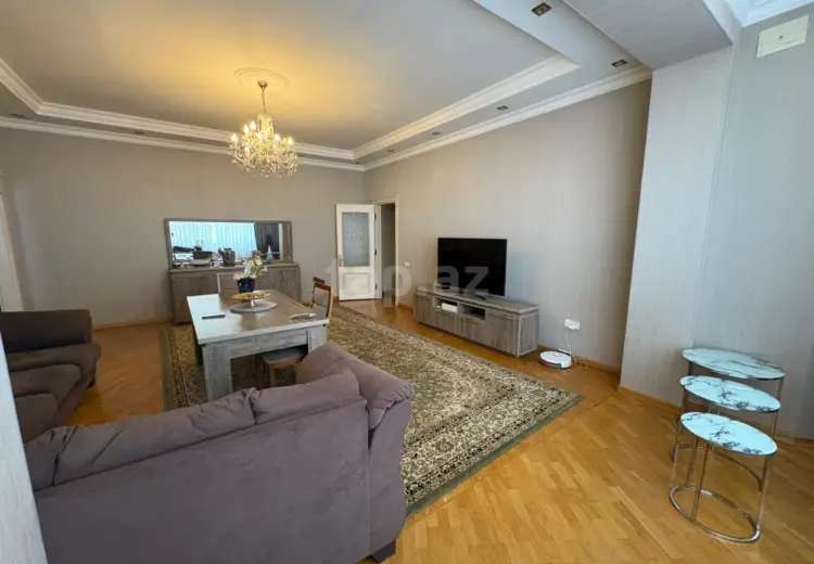 3 otaqlı mənzil , Bakı