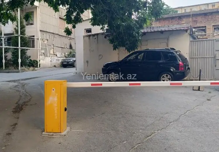 28 m² Obyekt / Ofis Satılır, 5-ci mikrorayon, Nəsimi, Bakı