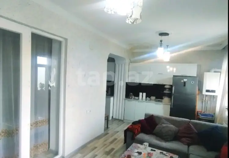 3 otaqlı mənzil , Şəki