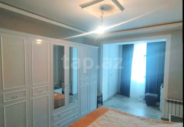 3 otaqlı mənzil , Şəki