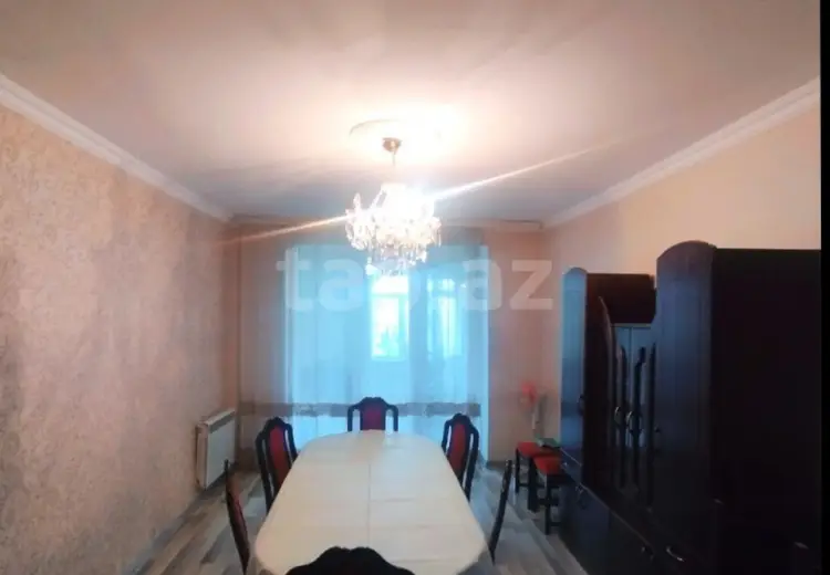 3 otaqlı mənzil , Şəki