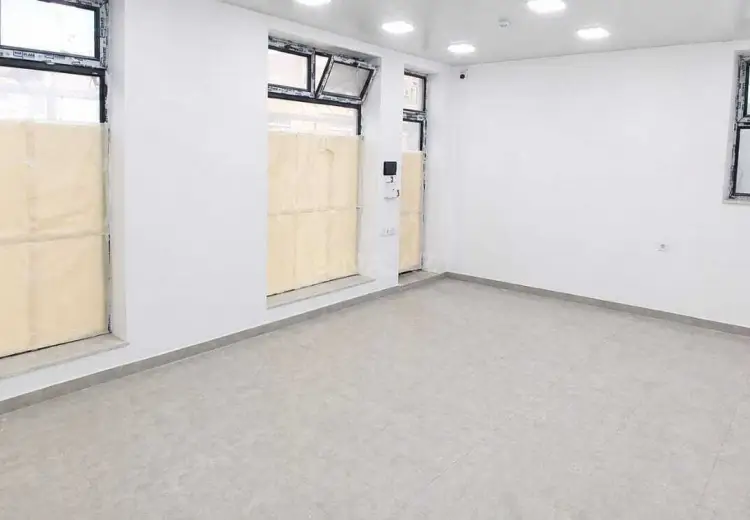 100 m² Obyekt / Ofis Satılır, Məştağa qəs., Sabunçu, Bakı