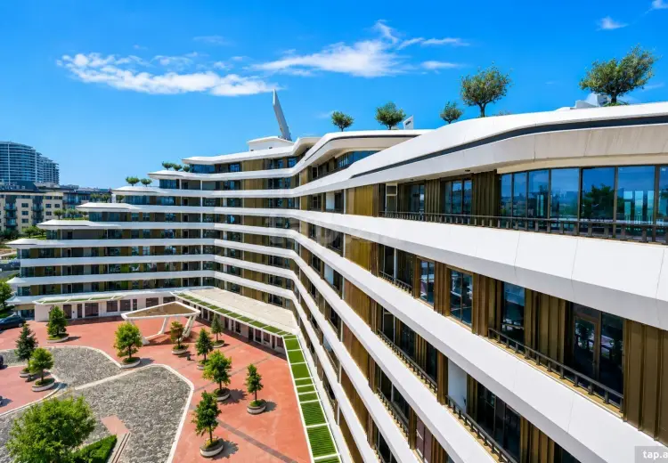8 otaqlı mənzil , Bakı