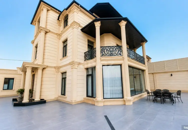 8 otaqlı mənzil , Badamdar qəs., Səbail, Bakı