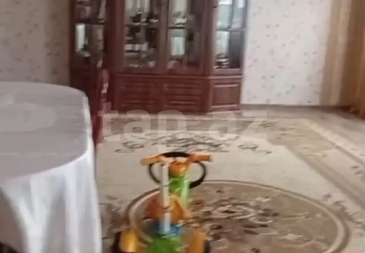 4 otaqlı mənzil , Şəki