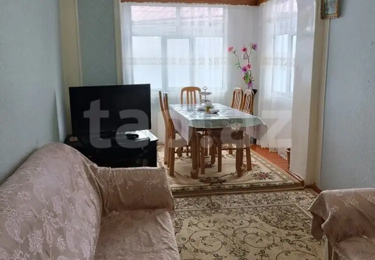 3 otaqlı mənzil , Şəki