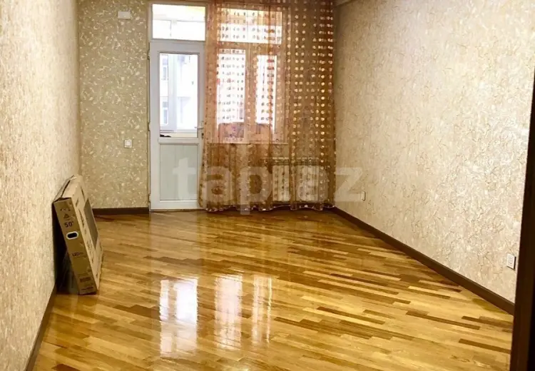 3 otaqlı mənzil , Bakı