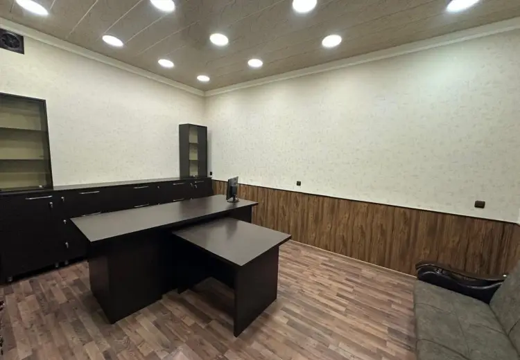 100 m² Obyekt / Ofis Kirayə (aylıq), Səbail, Bakı