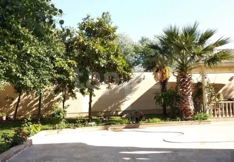 8 otaqlı mənzil Kirayə (aylıq), Bakı