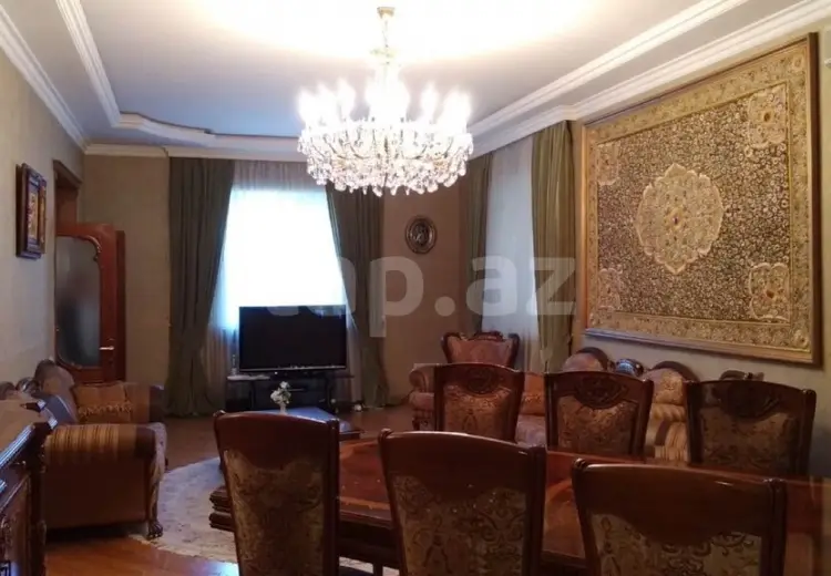 8 otaqlı mənzil Kirayə (aylıq), Bakı