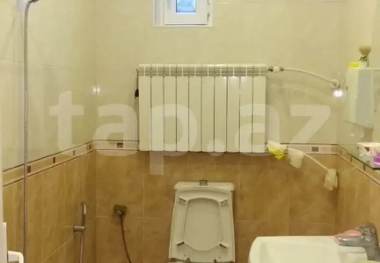 8 otaqlı mənzil Kirayə (aylıq), Bakı