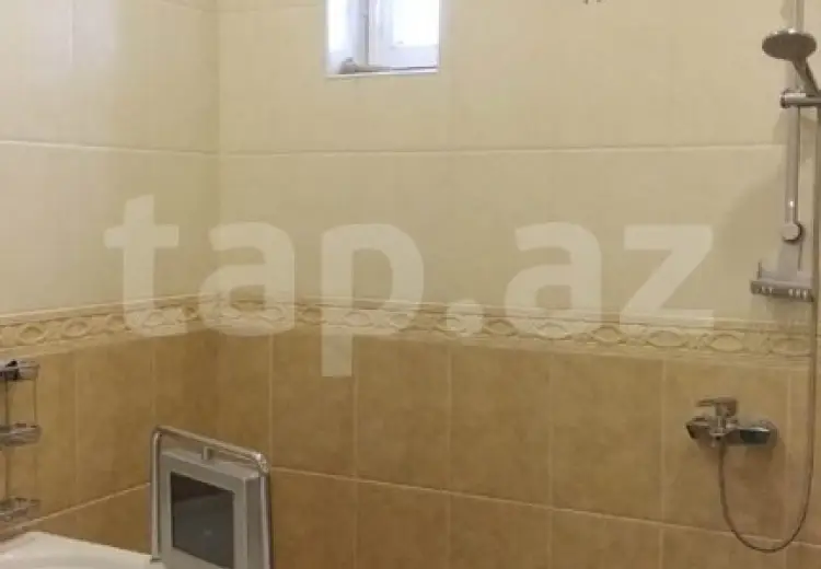 8 otaqlı mənzil Kirayə (aylıq), Bakı