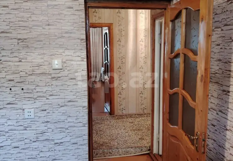 4 otaqlı mənzil , Bakı