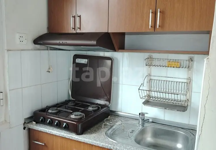 4 otaqlı mənzil , Bakı