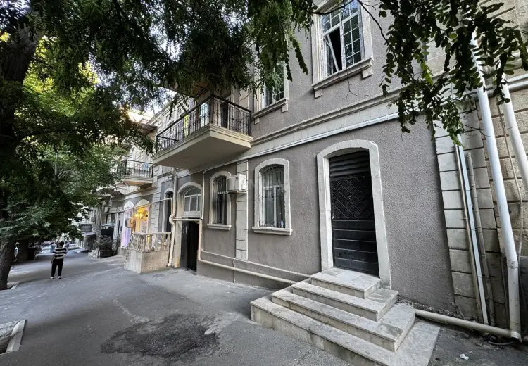 60 m² Obyekt / Ofis Satılır, Səbail, Bakı